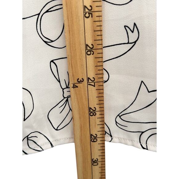 Torrid Top Size 2X Georgette Keyhole Flutter Short Sleeve Pretty Bows Blouse - Picture 12 of 13